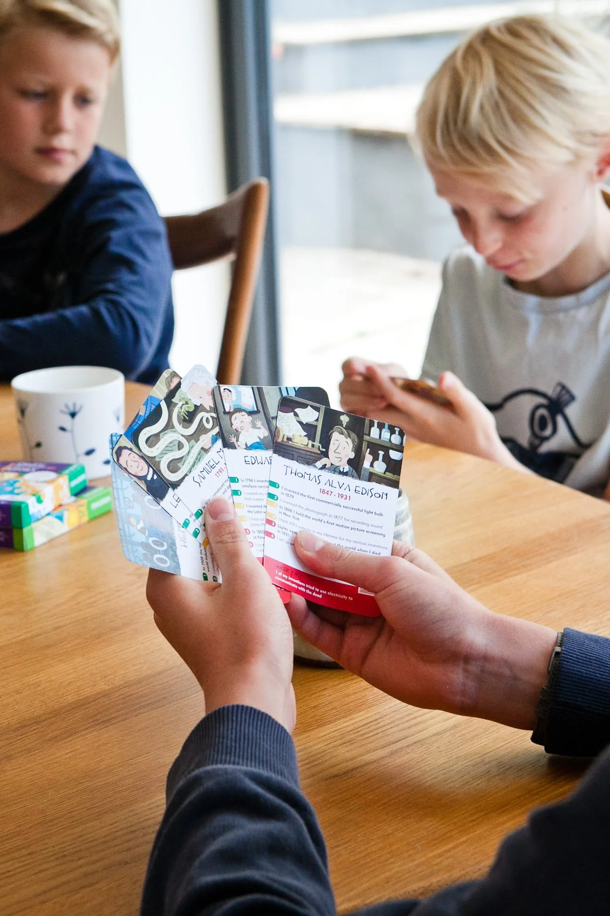 History Heroes: INVENTORS family game